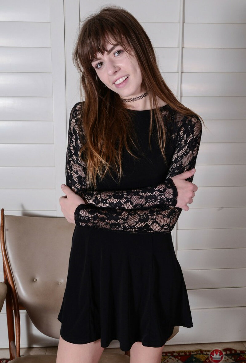 Сонечка, 22 года, 2 размер груди